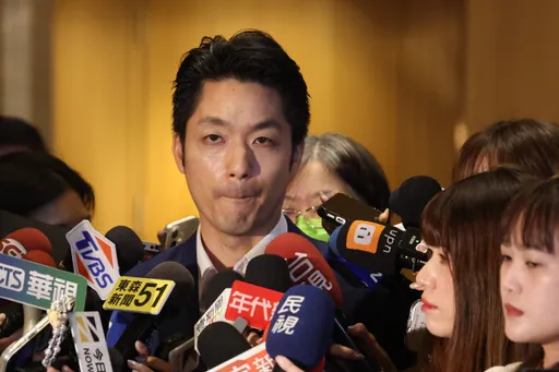 遭林俊憲嗆「政績少、背稿」　蔣萬安火速打臉：信手拈來非常多