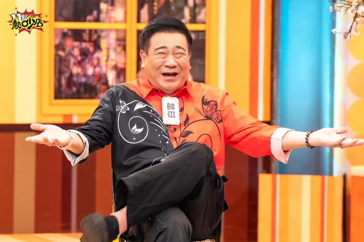 白雲臨場反應模仿陳菊與顏清標，幽默發言笑翻全場。TVBS提供