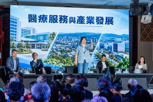 藍營三戰將齊聚竹東　砲火直攻鄭朝方