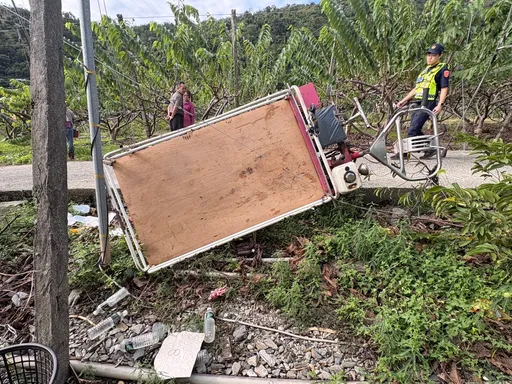 台東68歲婦駕駛農用搬運車翻落釋迦園　送醫不治