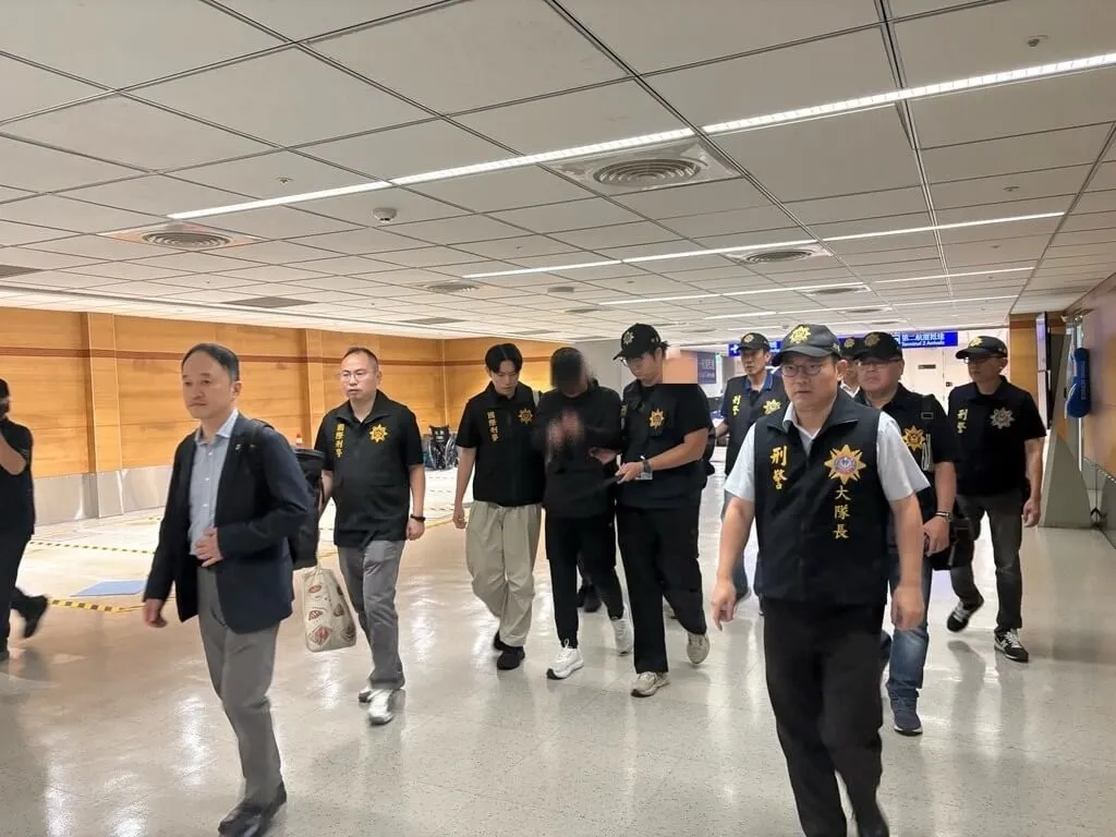 載屍報案！掀高雄權利車行集體虐殺　疑主嫌逃南韓19天遭遣返
