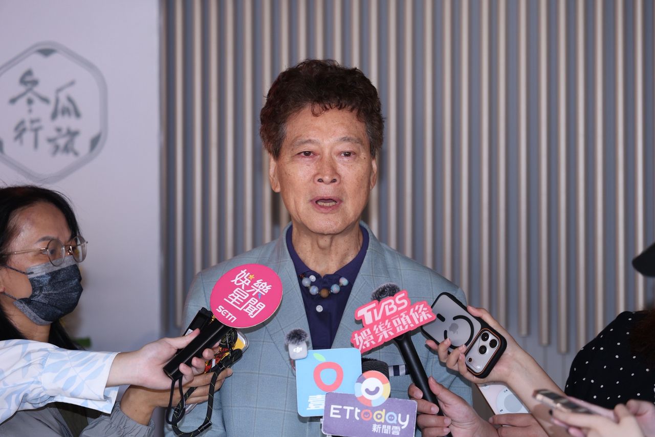 藍琪告別式!劉尚謙現身送別「螢幕老婆」哭紅雙眼