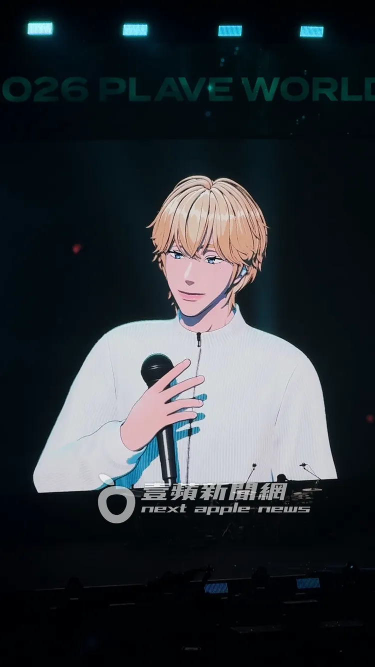 諾亞直播中提到翻唱《告白氣球》的幕後故事，透露聽一個字一個字寫下周杰倫的發音。讀者提供