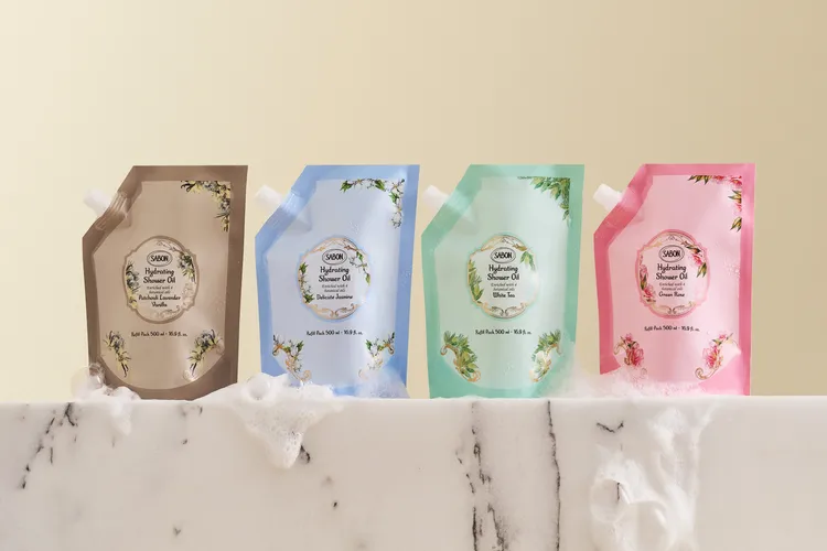 SABON輕潤沐浴油補充包，各500ml／1180元。品牌提供