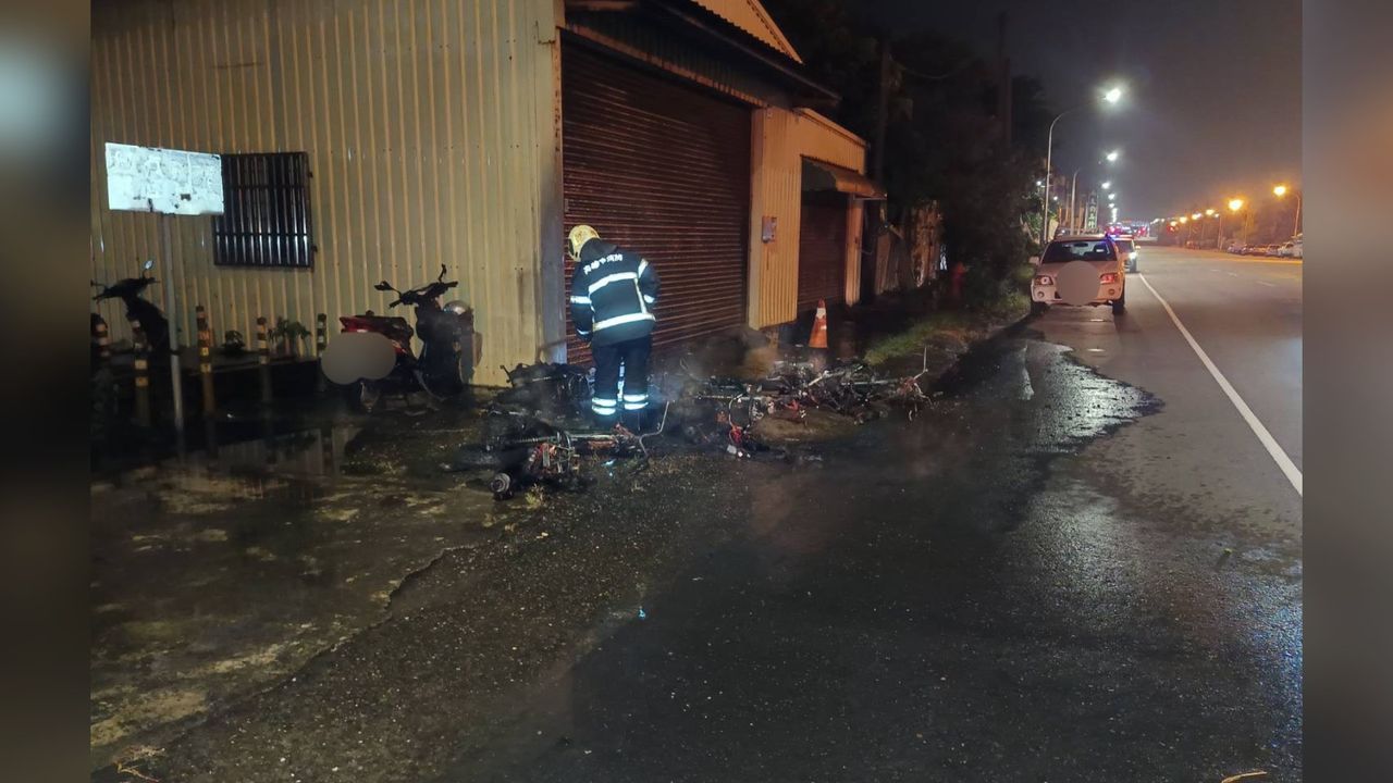 夫妻口角變火警!高雄男點火燒車 5部機車付之一炬