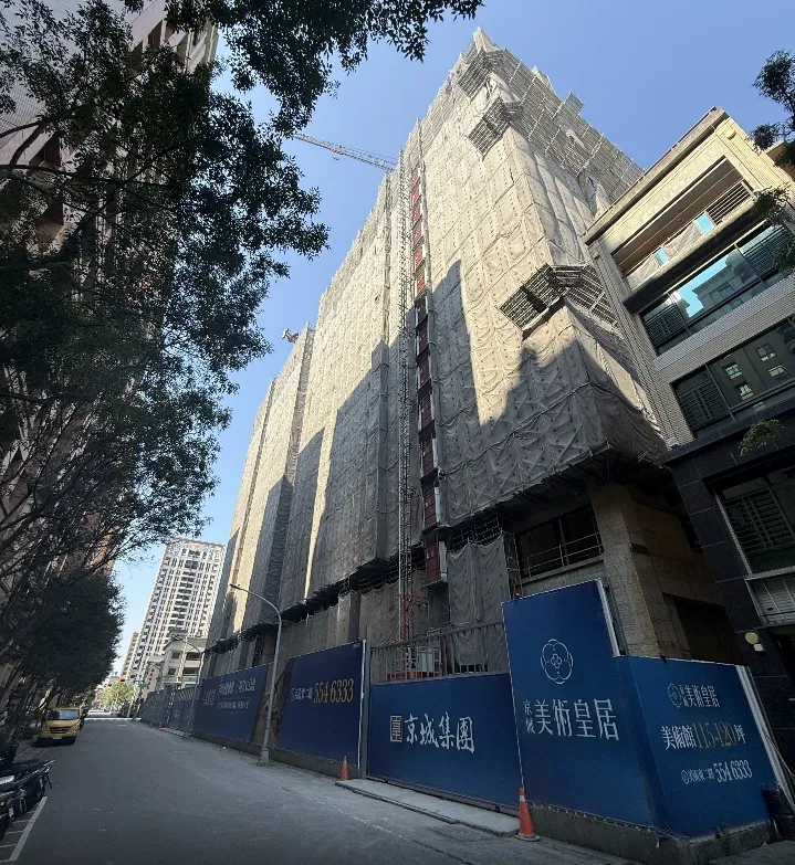 農16特區建案一案案陸續登場，房價全面6字頭。葉家銘攝