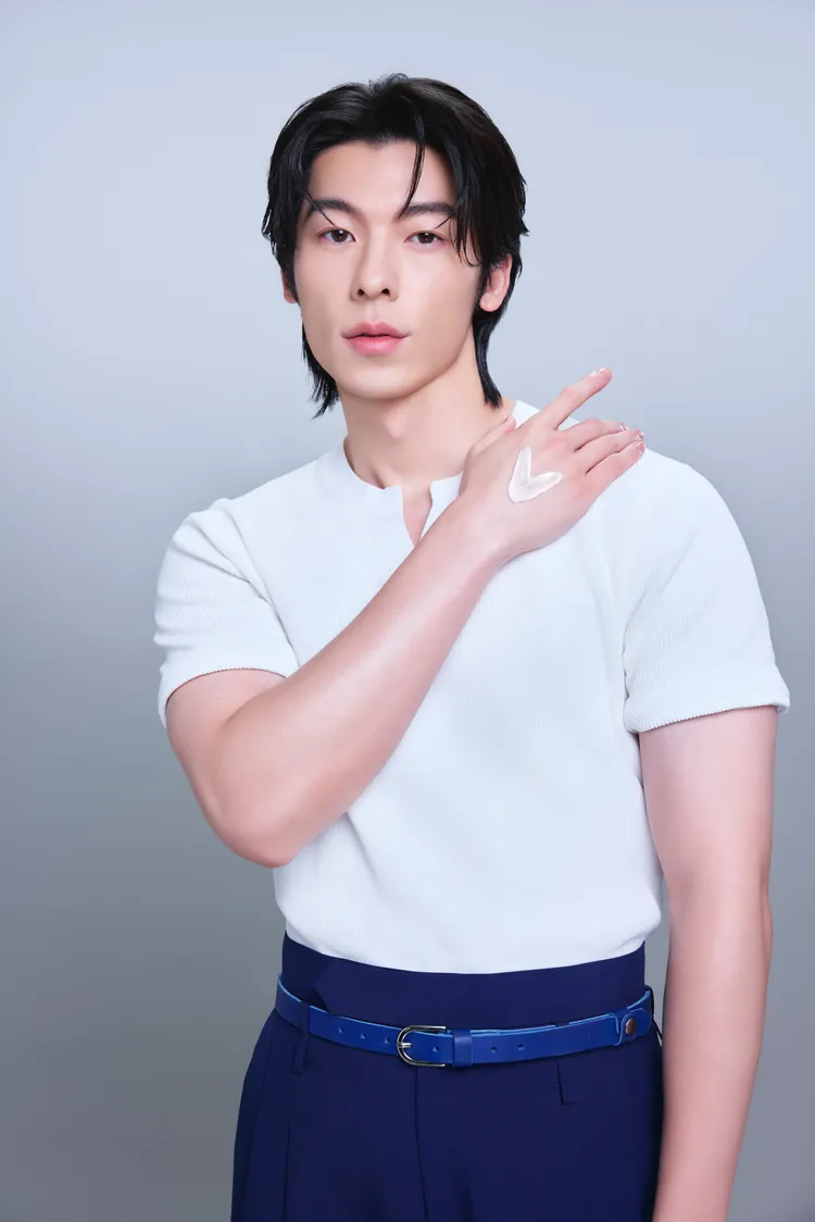 許光漢對球星Kevin Durant創意廣告印象深刻。CeraVe適樂膚提供