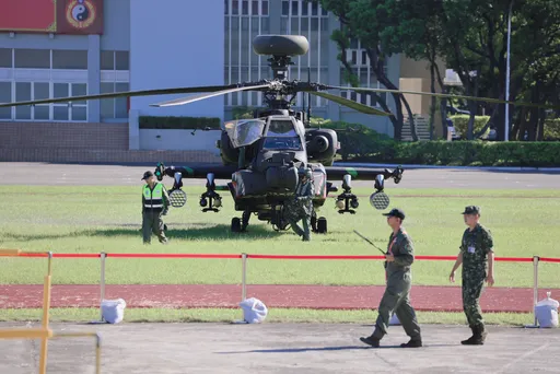 美停飛400架阿帕契！顧立雄證實陸軍同型機也停飛