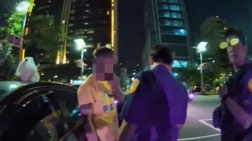 即時車牌辨識發現註銷車牌車輛！攔檢查獲毒品通緝犯