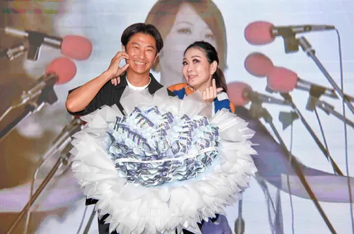 震驚｜張秀卿才唱完台南演唱會　曝嫩尪欠3400巨債！痛揭離婚3年了