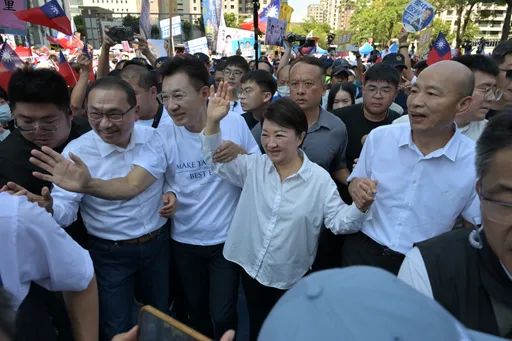 讚江啟臣年輕帥氣頭髮多　韓國瑜點名這3位禿頭「我比較帥」
