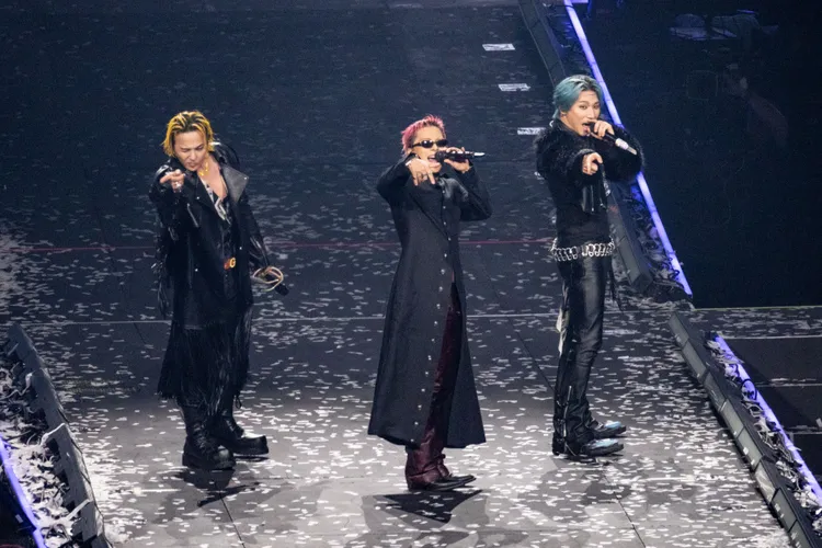 BIGBANG睽違11年合體來台，大巨蛋3場吸引12萬人次，吸金8.3億元台幣。讀者提供