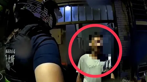 淡水騎士無辜中招！怪男突街頭亂噴辣椒水　害爆淚紅腫「看不到路」送醫