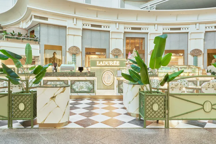 LADURÉE 台北101旗艦店以品牌茶室沙龍規格打造。業者提供