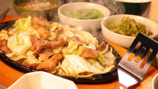 博多靈魂美食插旗三重！「大繁盛」鐵板燒肉220元起