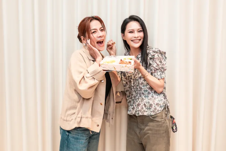周蕙上演餵食秀。星統寰宇提供