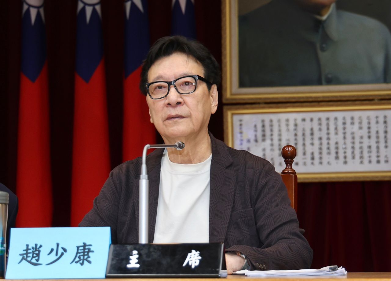 趙少康堅做三種人順位 邱毅狂轟:你排首位應是死人