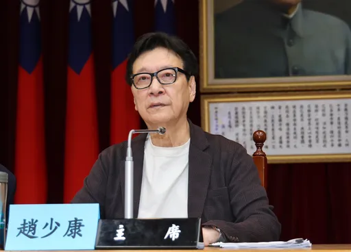 趙少康堅做三種人順位　邱毅狂轟：你排首位應是死人