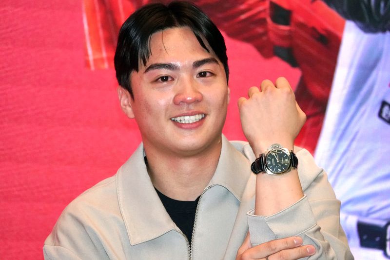 一支手錶讓王彥程哭了!宋家豪30萬大禮藏7年兄弟情
