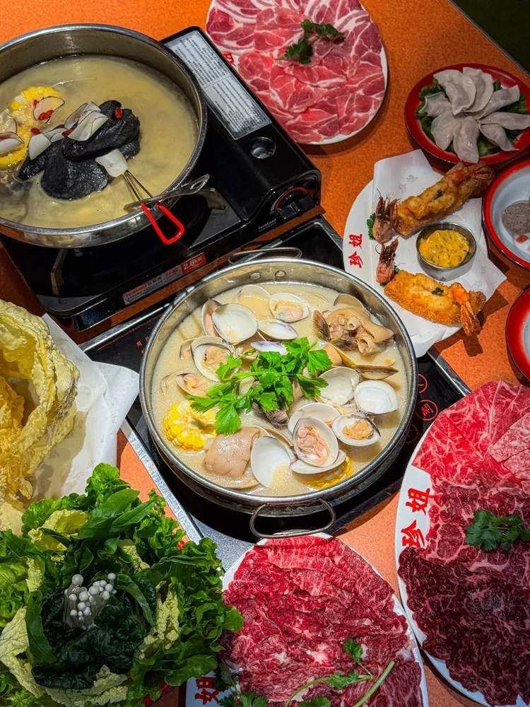 這次珍姐主題宴包含招牌湯底及佐酒小食等，皆可依企業需求延伸為包場。台北晶華提供