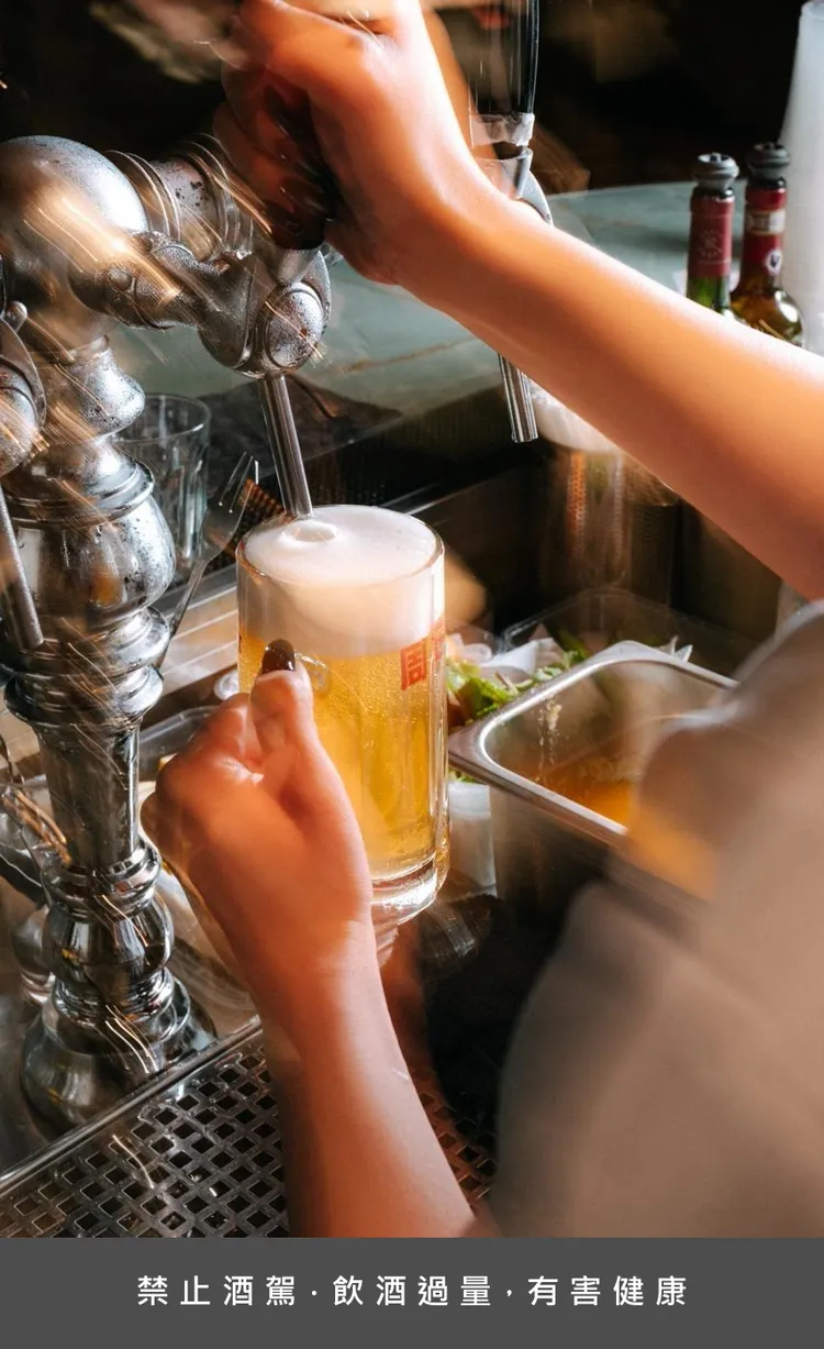 這次來台也引進限定「周生啤Ciao Beer」。台北晶華提供