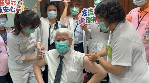 公費疫苗開打！台中醫院設施打專區　「左流右新」搶賺健康幣