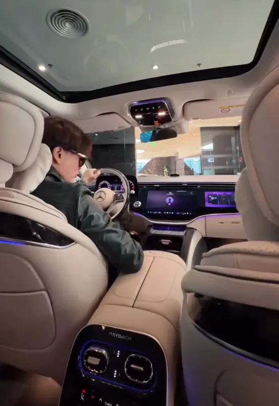 陳曉東試車很滿意。翻攝yushian216 IG