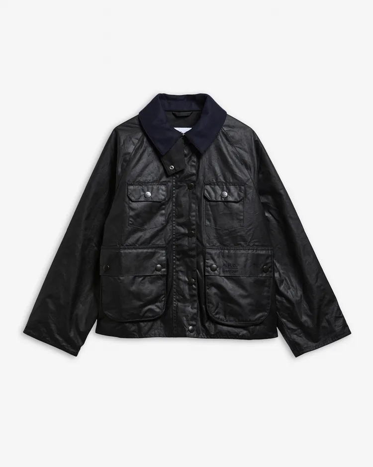 Barbour × A.P.C.女款Spey油布外套，1萬8000元。品牌提供