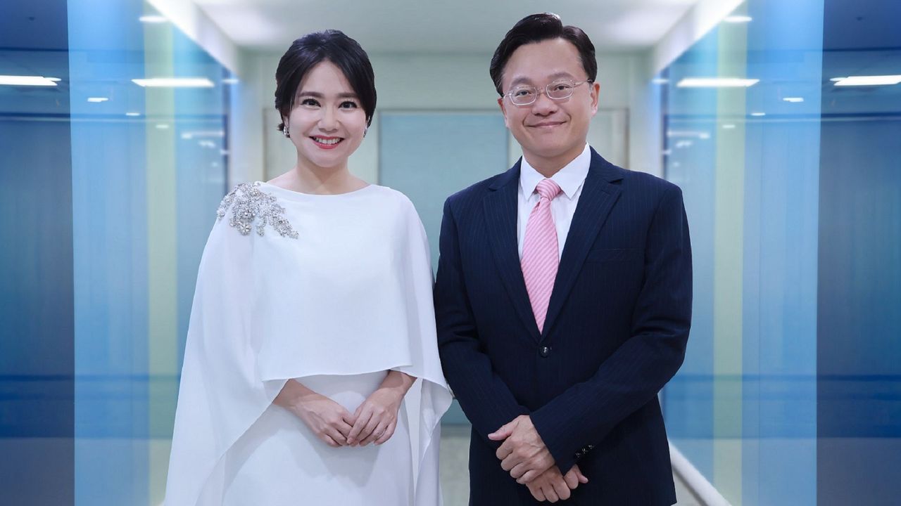 哈遠儀首主持國慶大會 祖父曾任閱兵英雄大隊指揮官