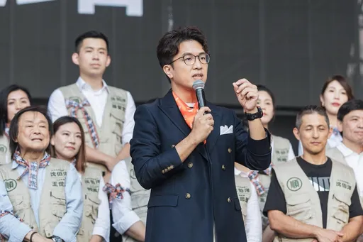沈伯洋稱「周一專報幕僚犧牲休假」　藍委：爭取下個職位先做好工作