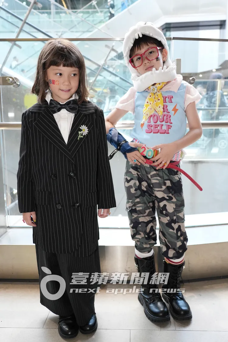 混血樂樂（右）最愛GD，太陽妹妹喜歡太陽。彭欣偉攝