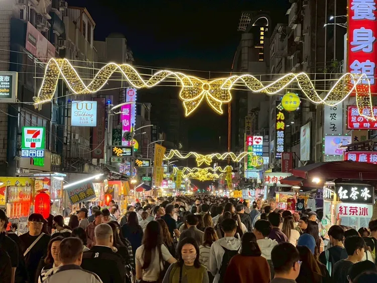 高雄市透過演唱會經濟帶動文化、觀光與城市品牌發展。翻攝畫面