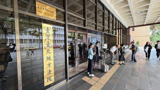 精舍重傷害案爆庭訊攻防　精舍4女被告否認凌虐拘禁！法官提醒結果自負