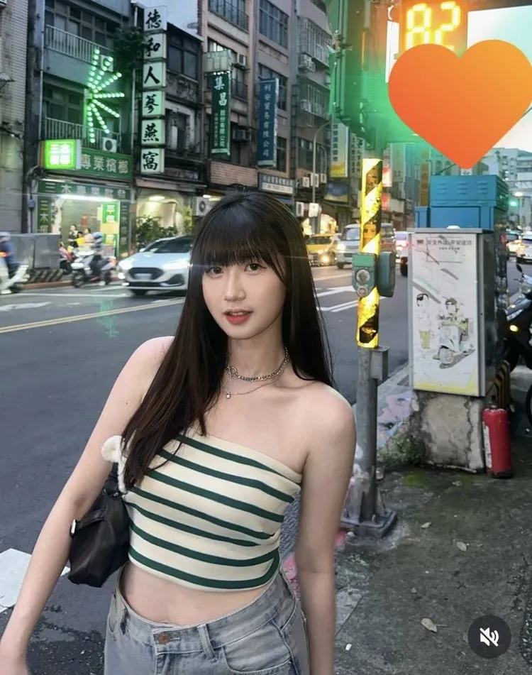 耳機妹遭控和派翠克約會，反轟前男友才是恐怖情人。翻攝耳機妹IG