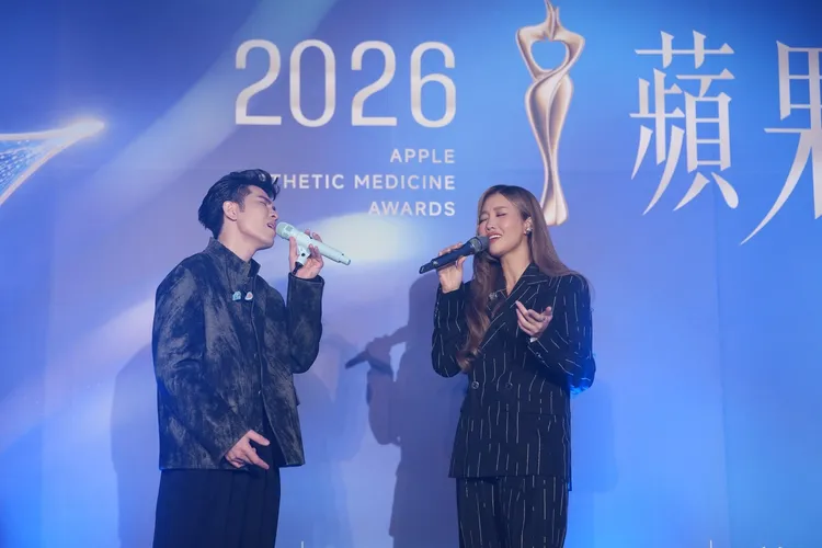 蕭敬騰與A-Lin「人來瘋」，清唱加碼再加碼。娛樂中心攝