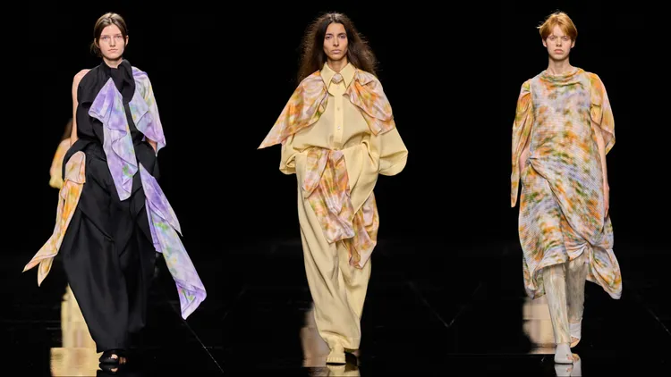 ISSEY MIYAKE 2027春夏系列。品牌提供