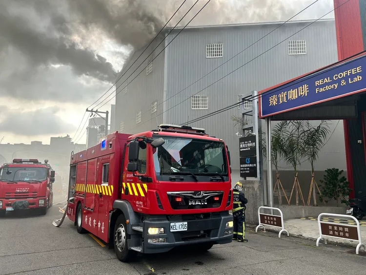 目前已知有1人受傷送醫。民眾提供