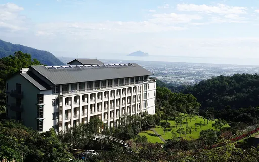 薔琵來襲！宜蘭佛光大學預先宣布週五停課