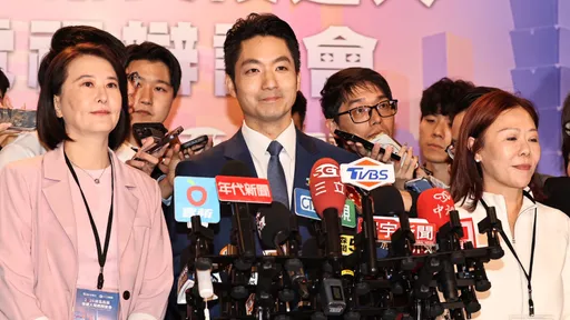 蔣萬安粉絲快重溫辯論這兩段　徐巧芯對藍綠白中間選民各有話說