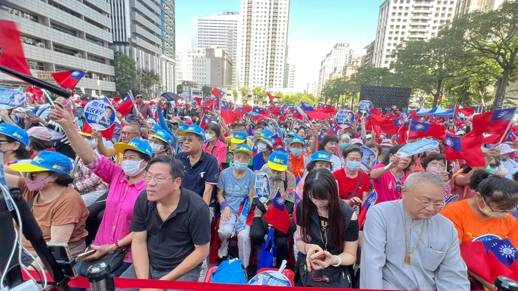 江啟臣競選總部成立，現場超過一萬人。鮮明攝