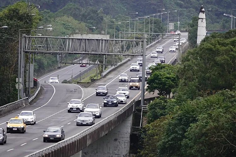 國慶連假車潮來了！高公局警告事故增28%