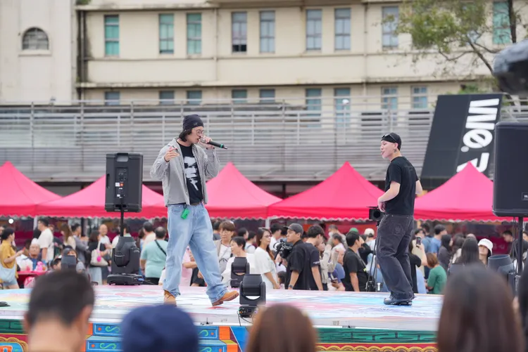 「海盜俱樂部」樂團演出 。促咪市集提供