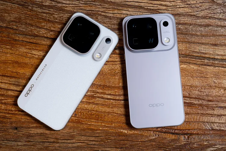 Find X10 Pro Max共有紗月白與月影鈦兩色。OPPO提供
