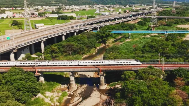 「台鐵假期」ITF旅展加碼優惠觀光列車行程最高折1500元。雄獅旅遊提供