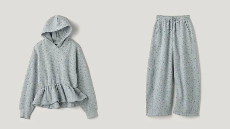 GU x rokh聯名系列休閒連帽上衣（左）1290元、花朵印花休閒褲（右）990元。品牌提供