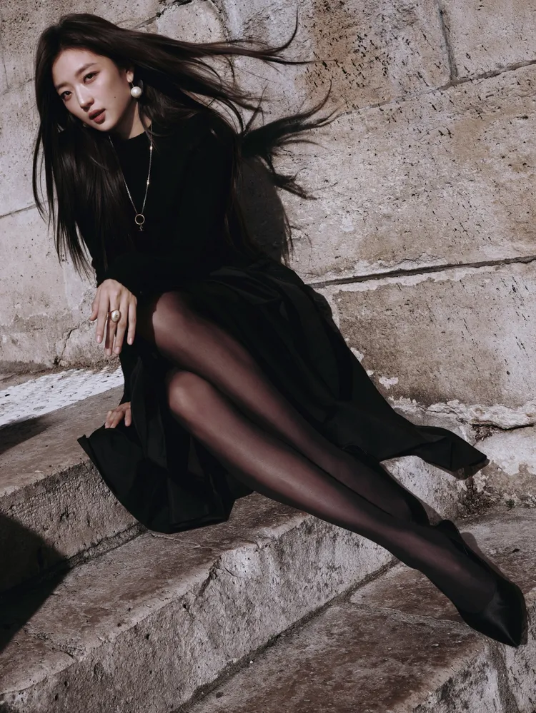 孫千曬出逆天美腿。翻攝IG