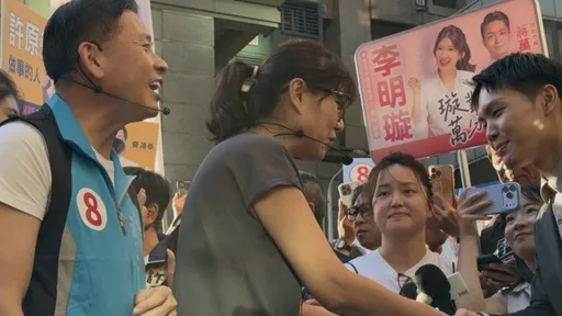 競辦攝影師推擠記者　蔣妻石舫亘掃街先找媒體一一握手致意