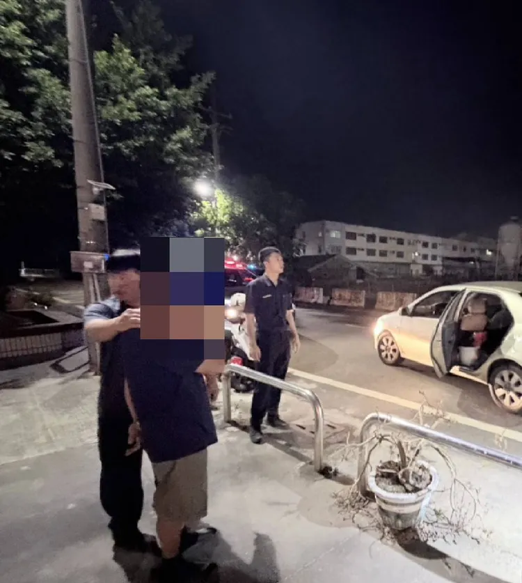 電廠銅製零件連續遭竊，麻豆警分局17日凌晨圍捕郭姓慣竊。翻攝畫面