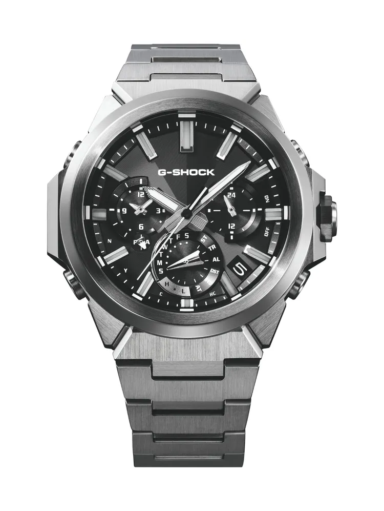 G-SHOCK GST-W1000D-1A，2萬2000元。品牌提供