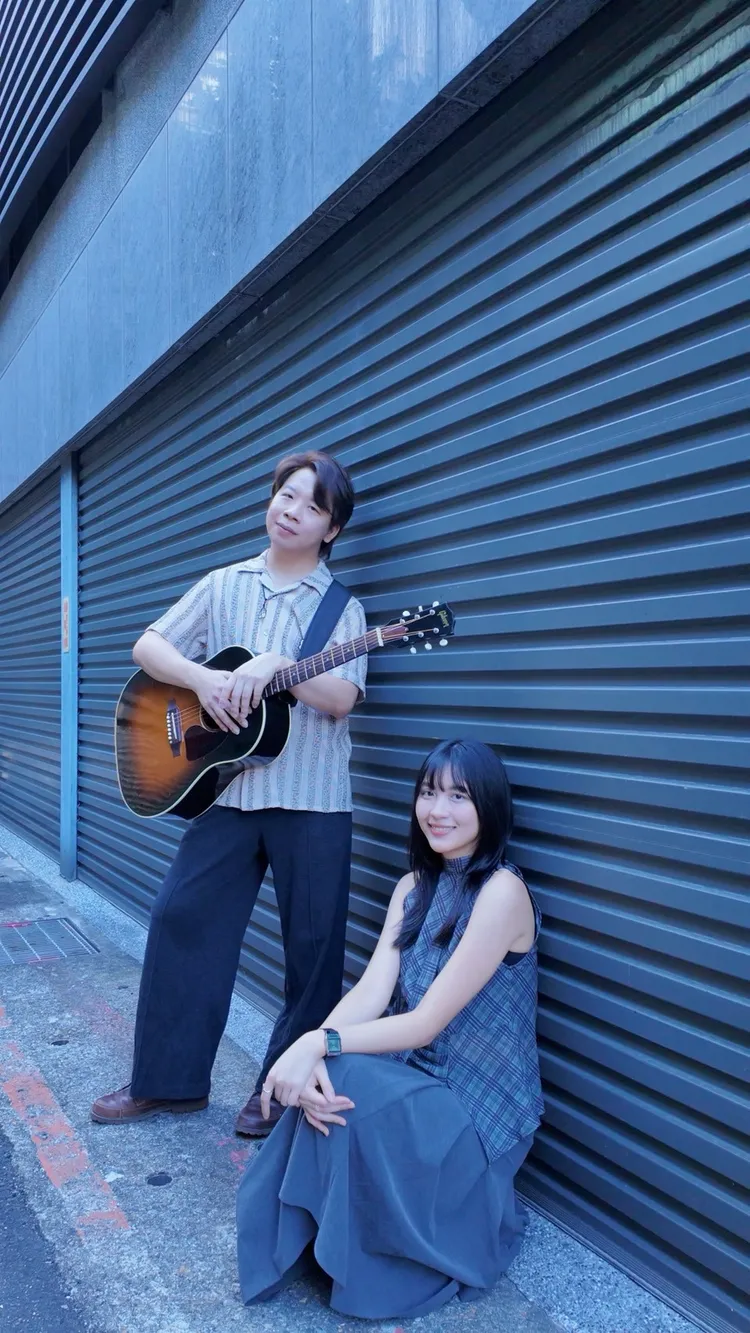 好樂團吉他手子慶（左）首度推出個人作品，攜手學生楊宜蓉合作。Soundscape提供